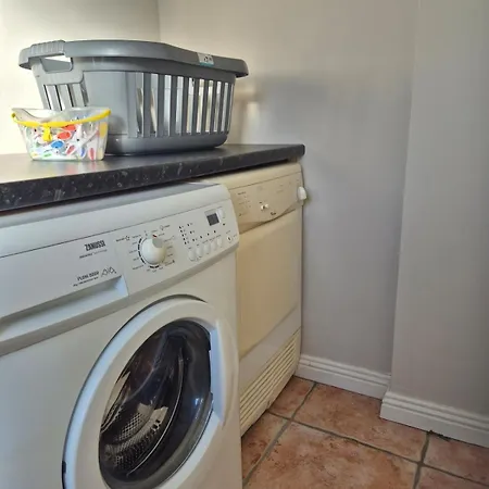 Beautiful Spacious 4-bedroom House In